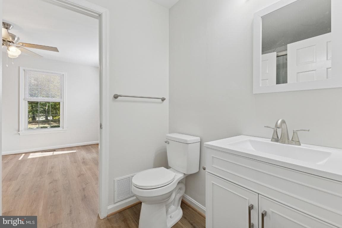 8716 Fendley Way photo 22