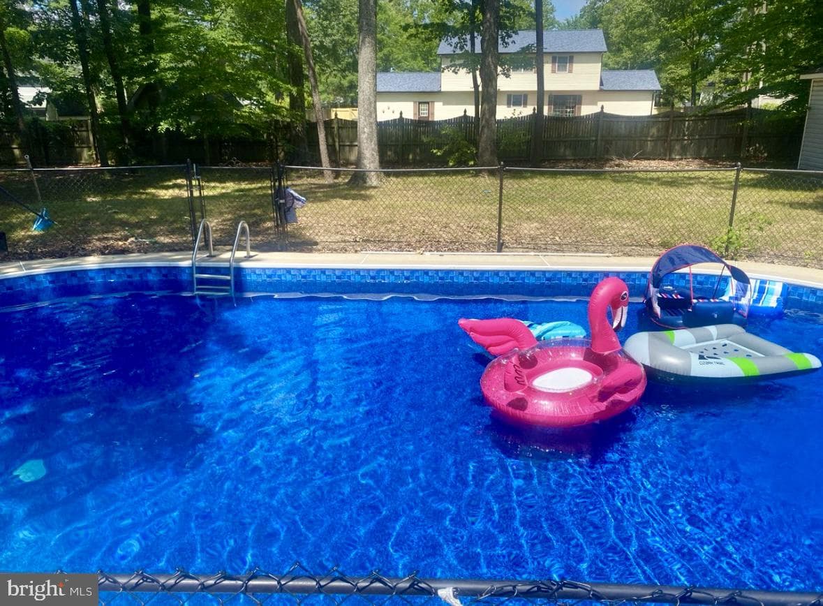 8716 Fendley Way photo 35