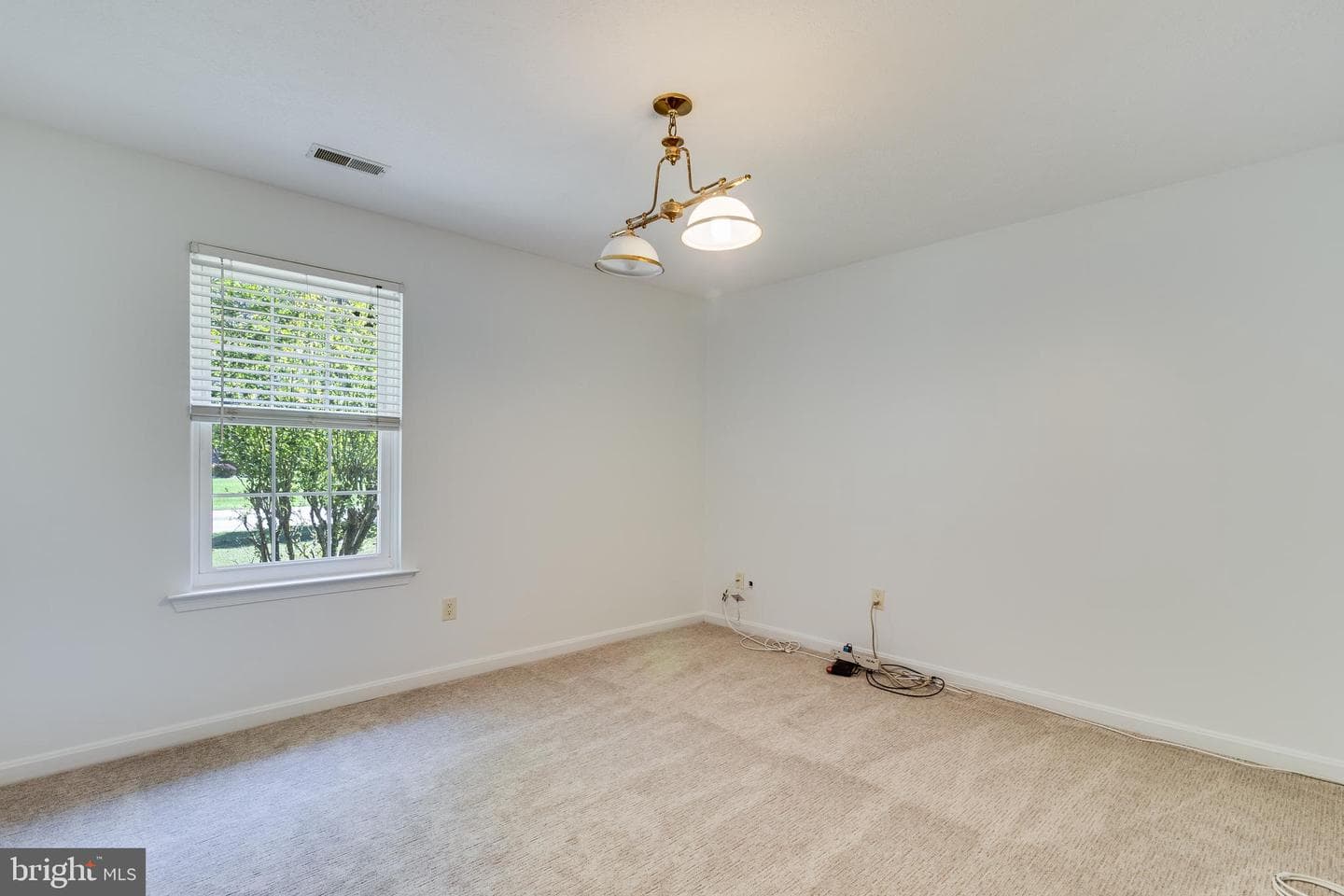 7575 Dolly Drive photo 15