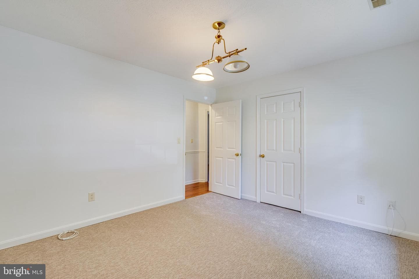 7575 Dolly Drive photo 16