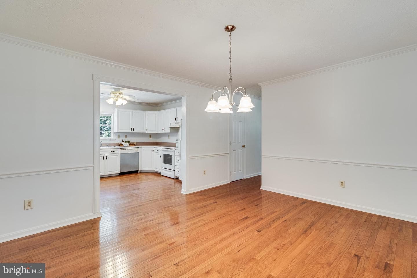 7575 Dolly Drive photo 27