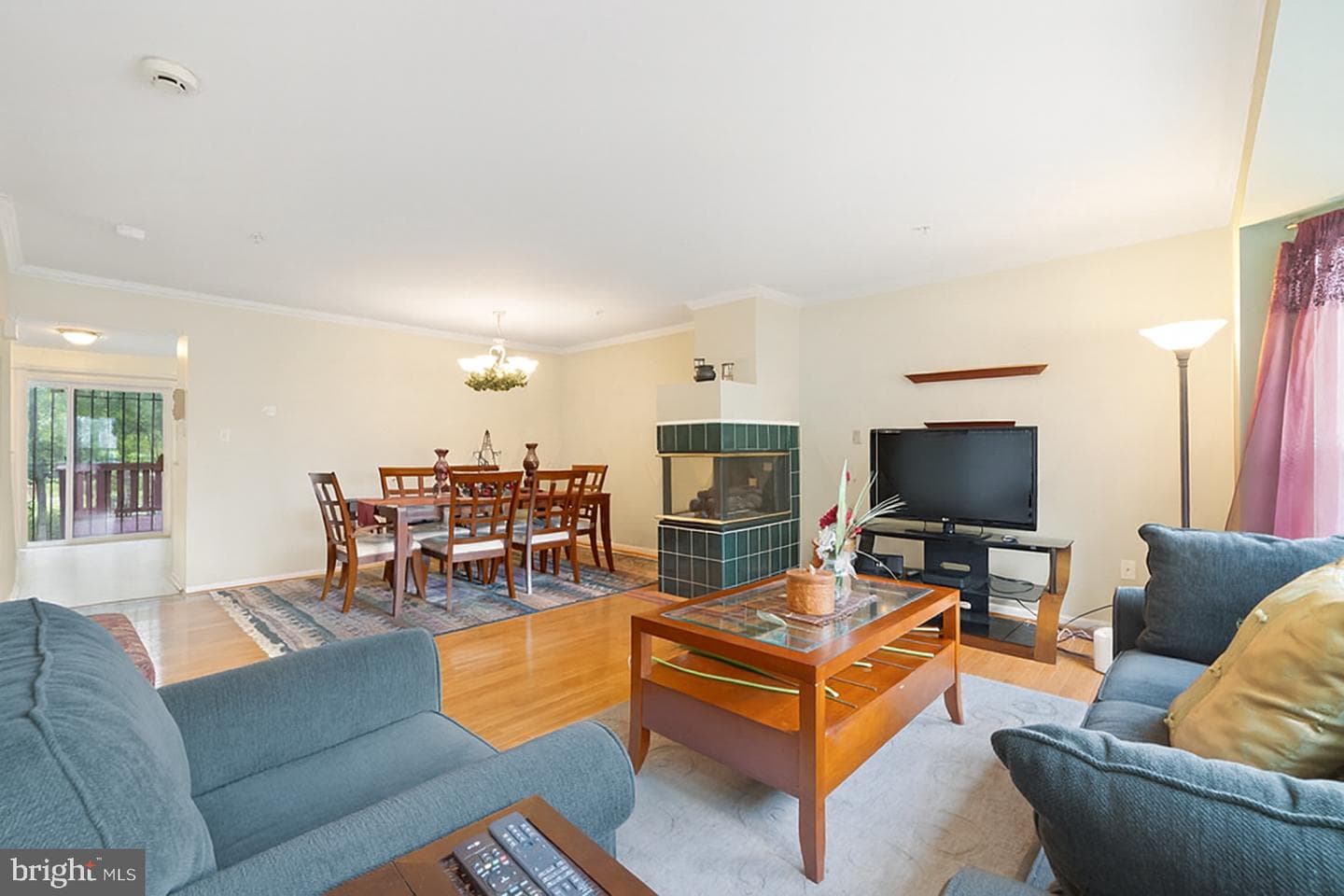 2865 Waters Edge Court photo 14