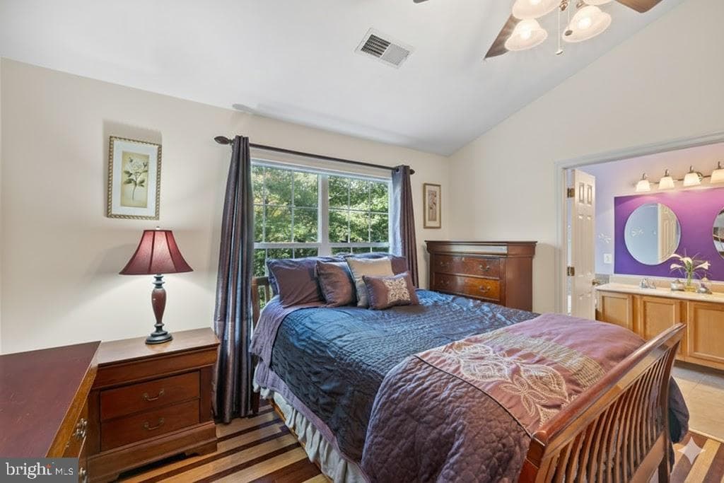 2865 Waters Edge Court photo 21