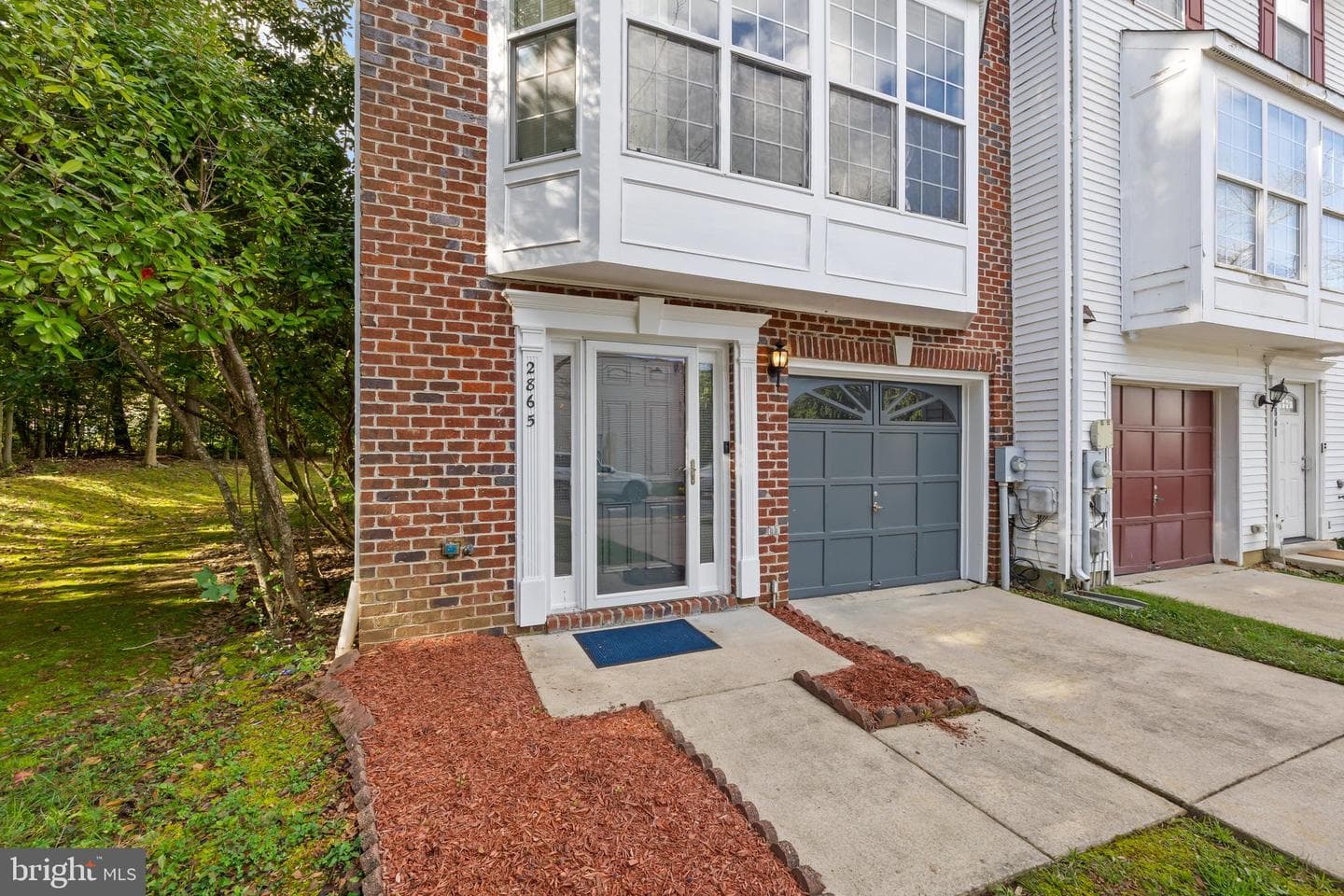 2865 Waters Edge Court photo 3
