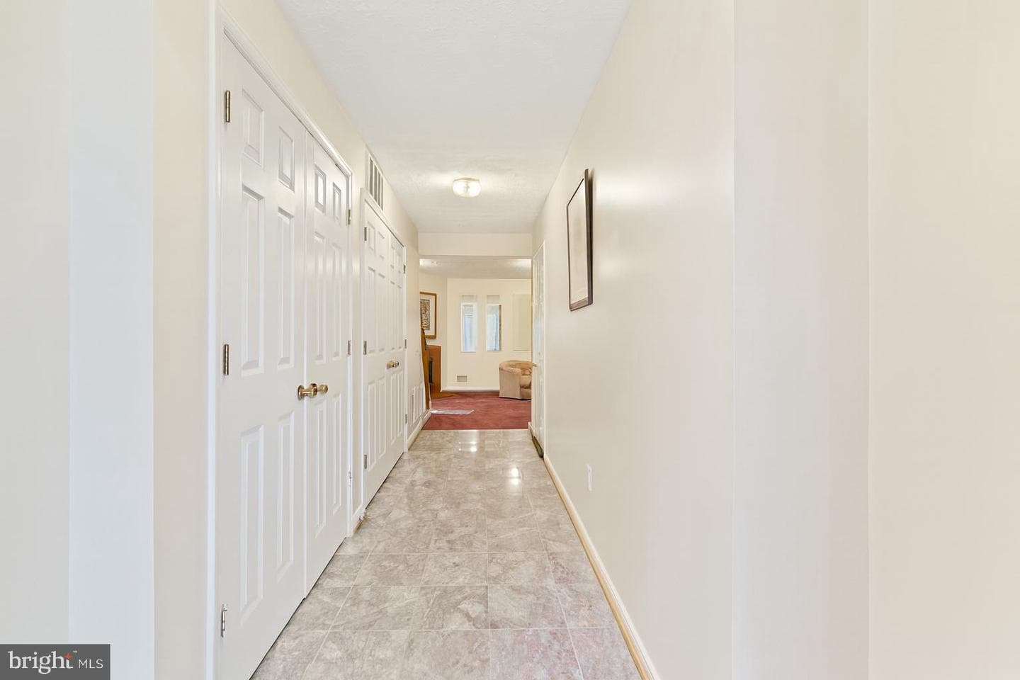 2865 Waters Edge Court photo 4