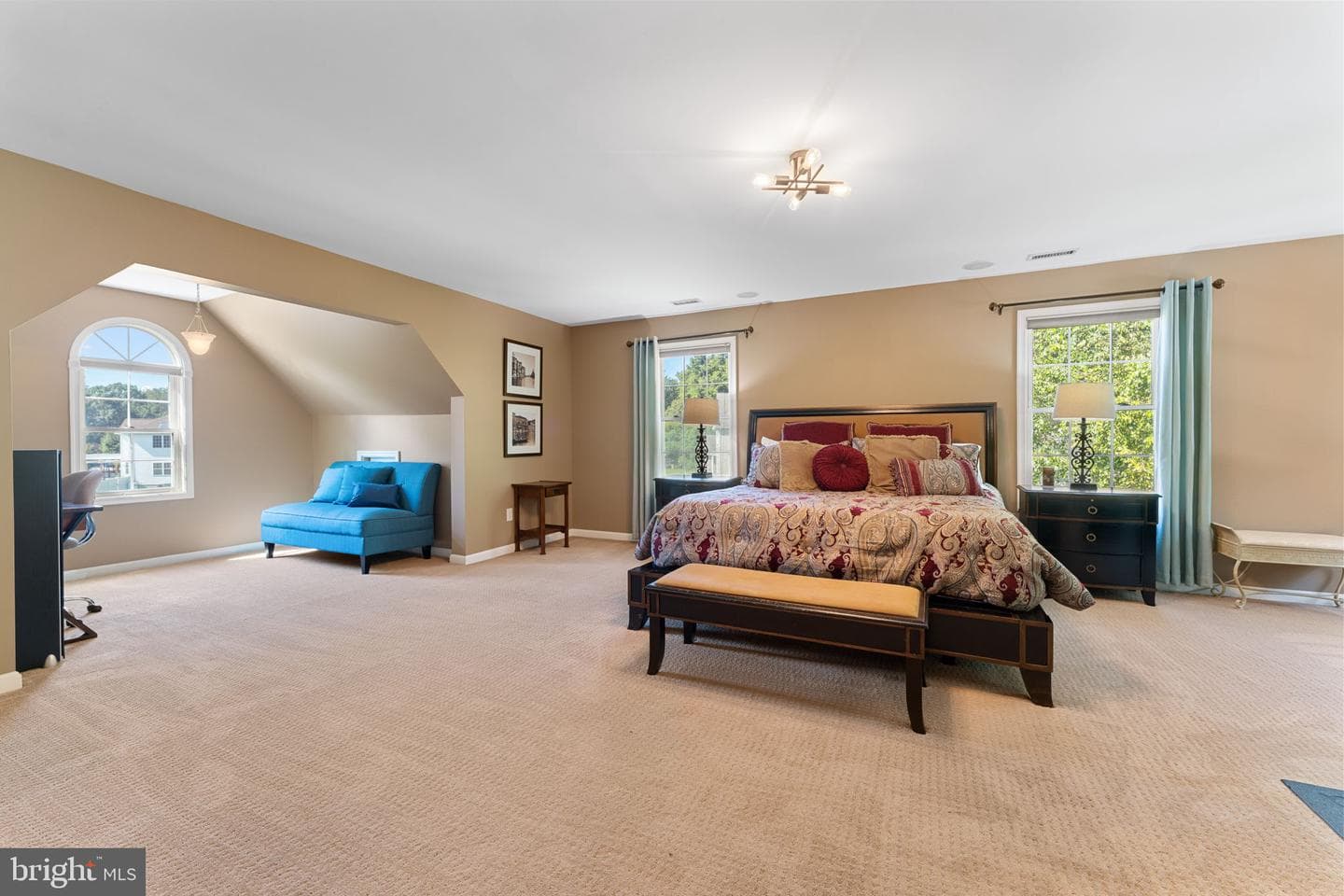 6350 Hard Bargain Cir photo 24