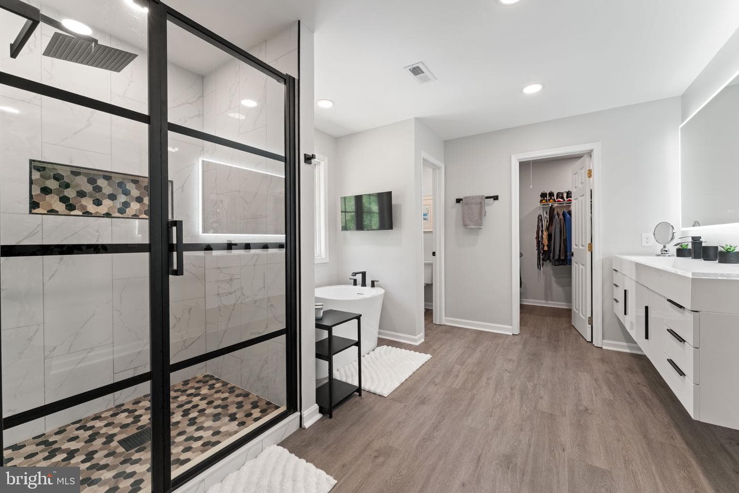 6350 Hard Bargain Cir photo 28