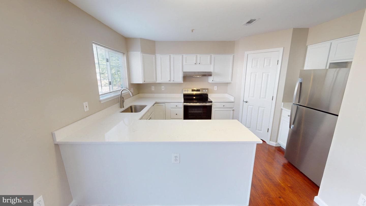 2925 Cassidy Place photo 24