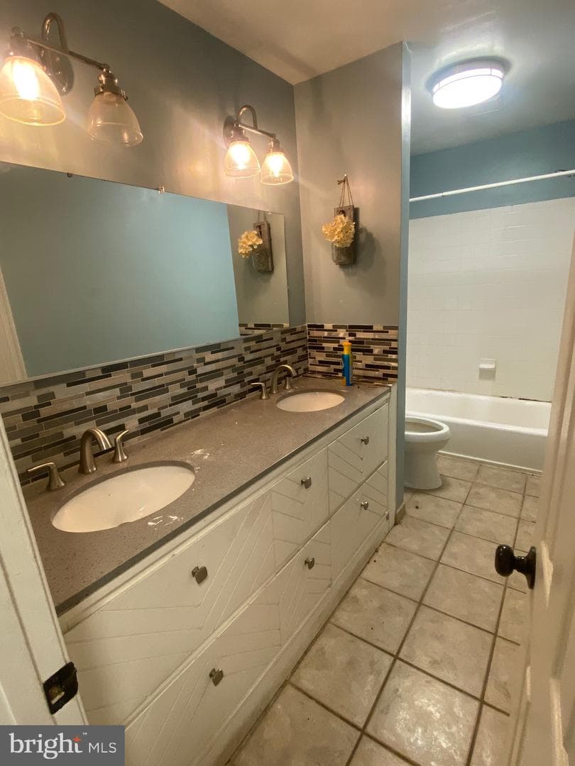 3055 Eutaw Forest Drive photo 9