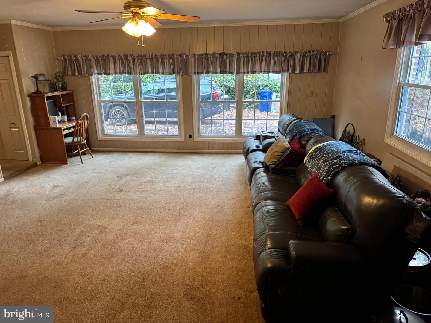 6250 Sleepy Hollow Road photo 3