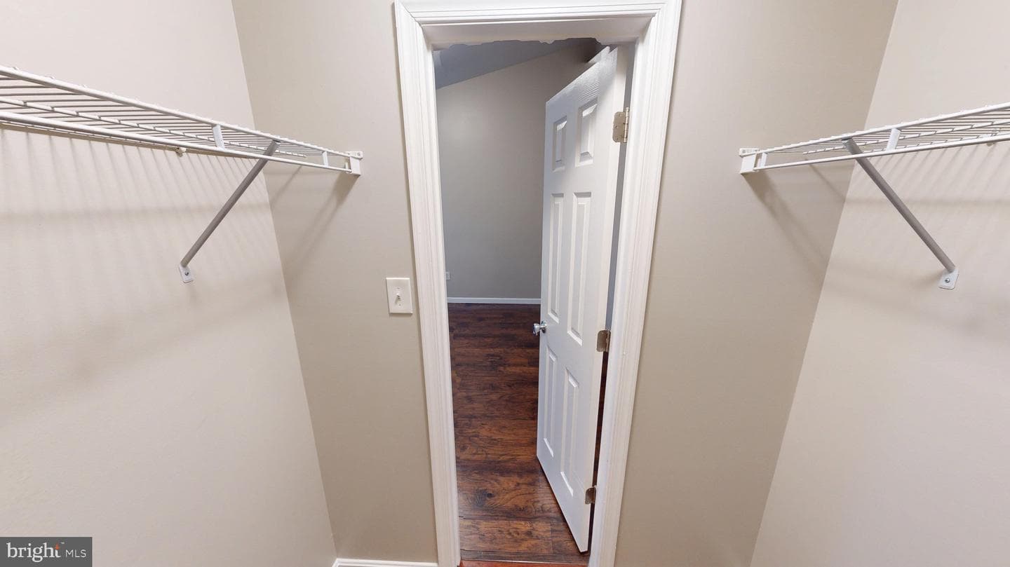 10611 Riva Place photo 37