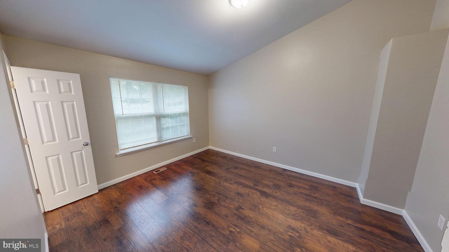 10611 Riva Place photo 38