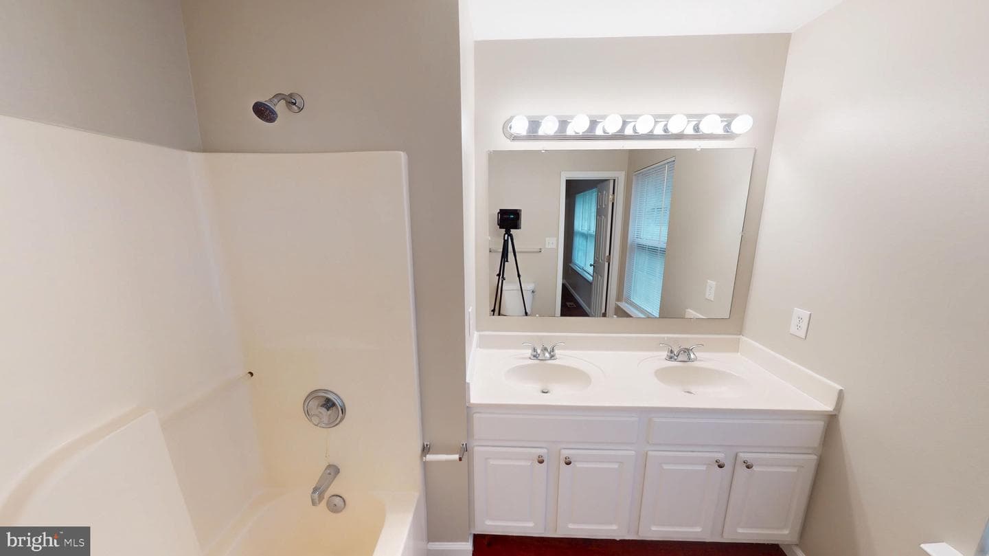 10611 Riva Place photo 43