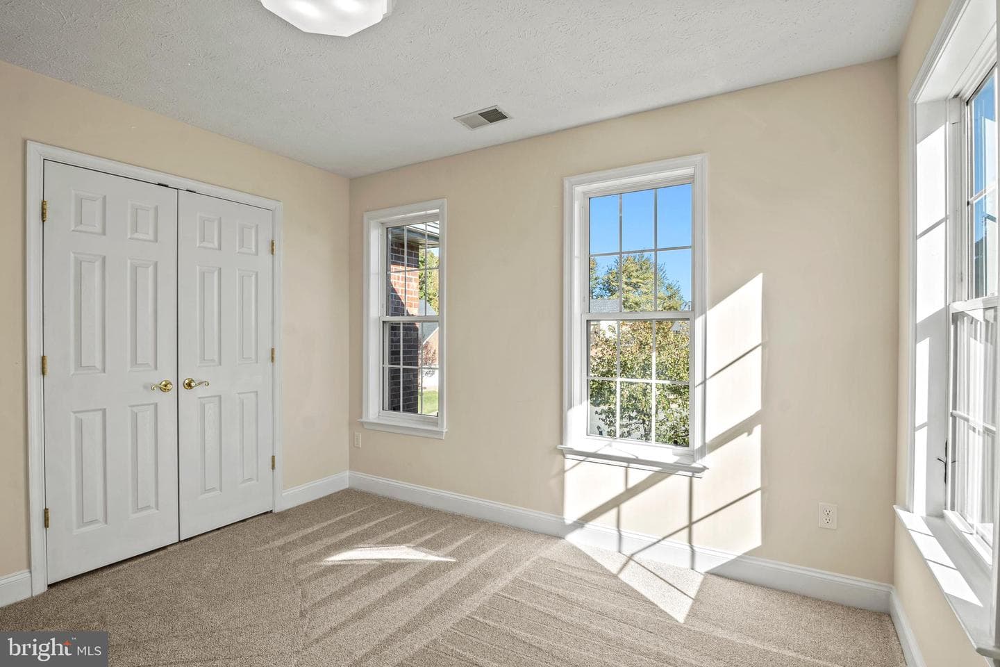 8201 Bishopsgate Lane photo 28