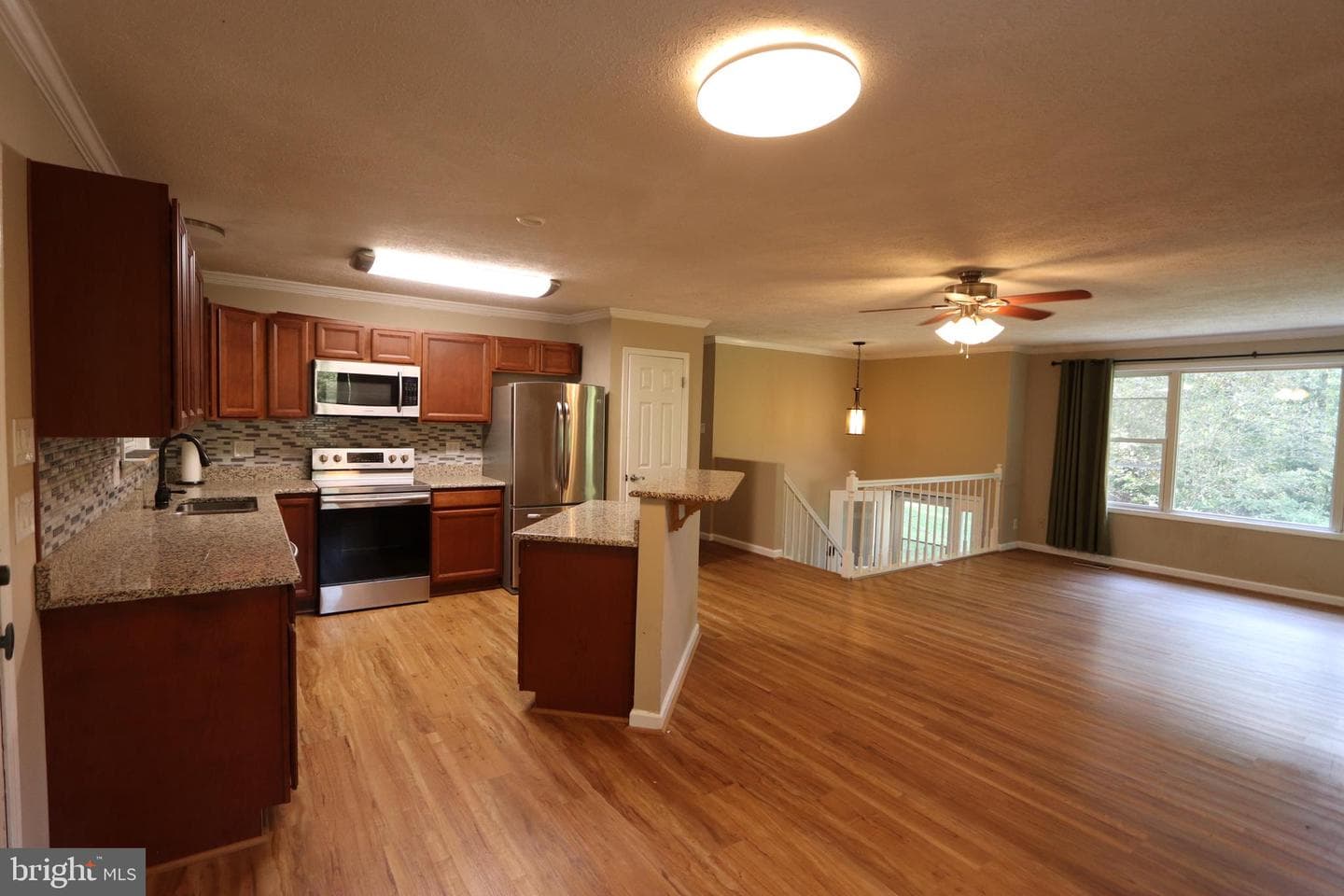 8798 Gunston Road photo 5