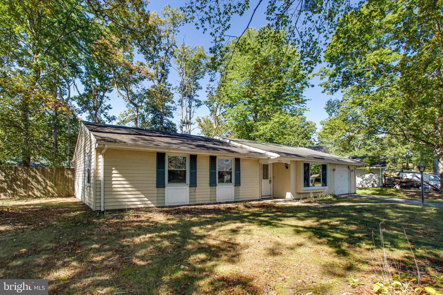 2914 Sandwich Drive photo 28