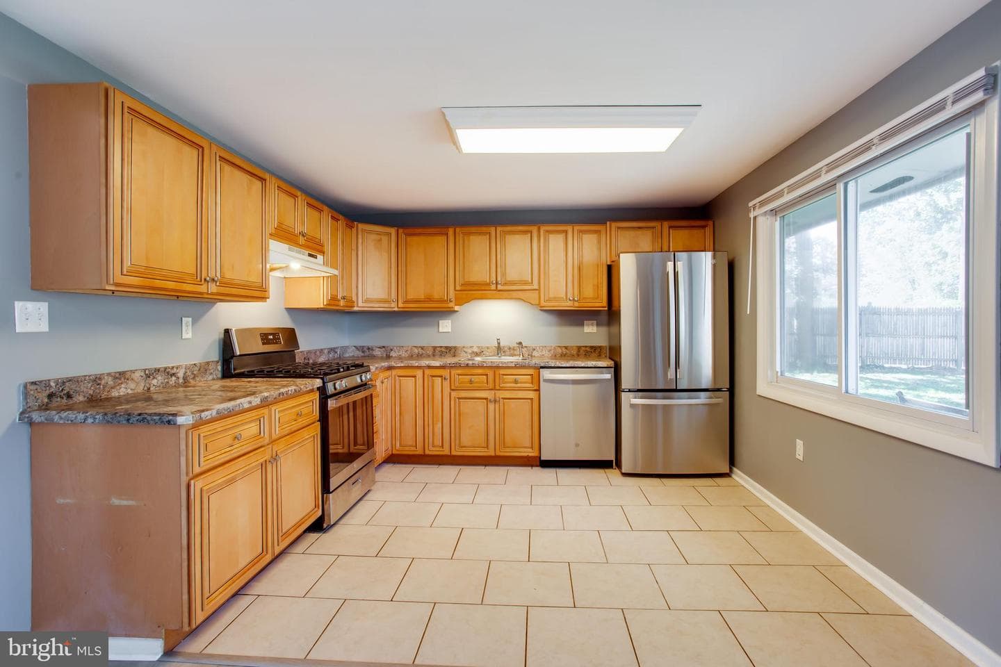 2914 Sandwich Drive photo 4