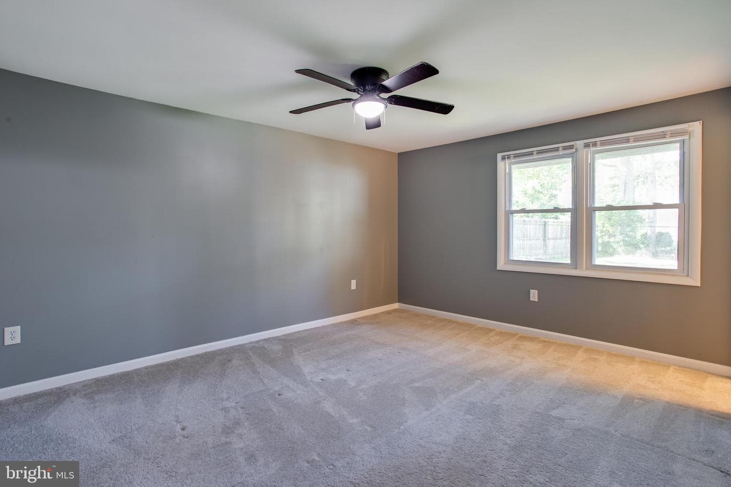 2914 Sandwich Drive photo 7