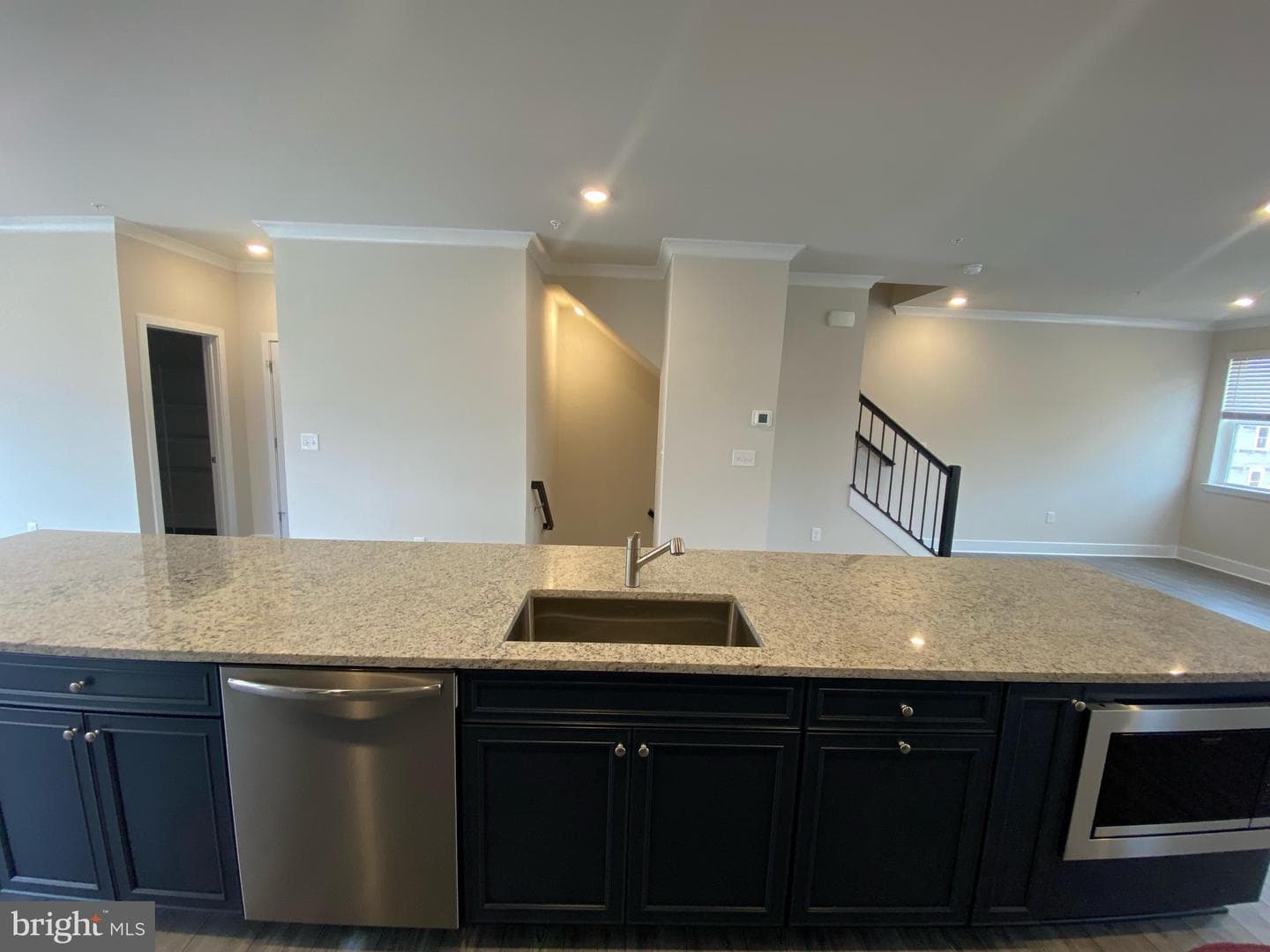 10602 Roundstone Ln photo 12