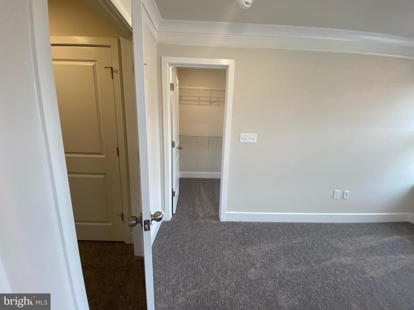 10602 Roundstone Ln photo 25