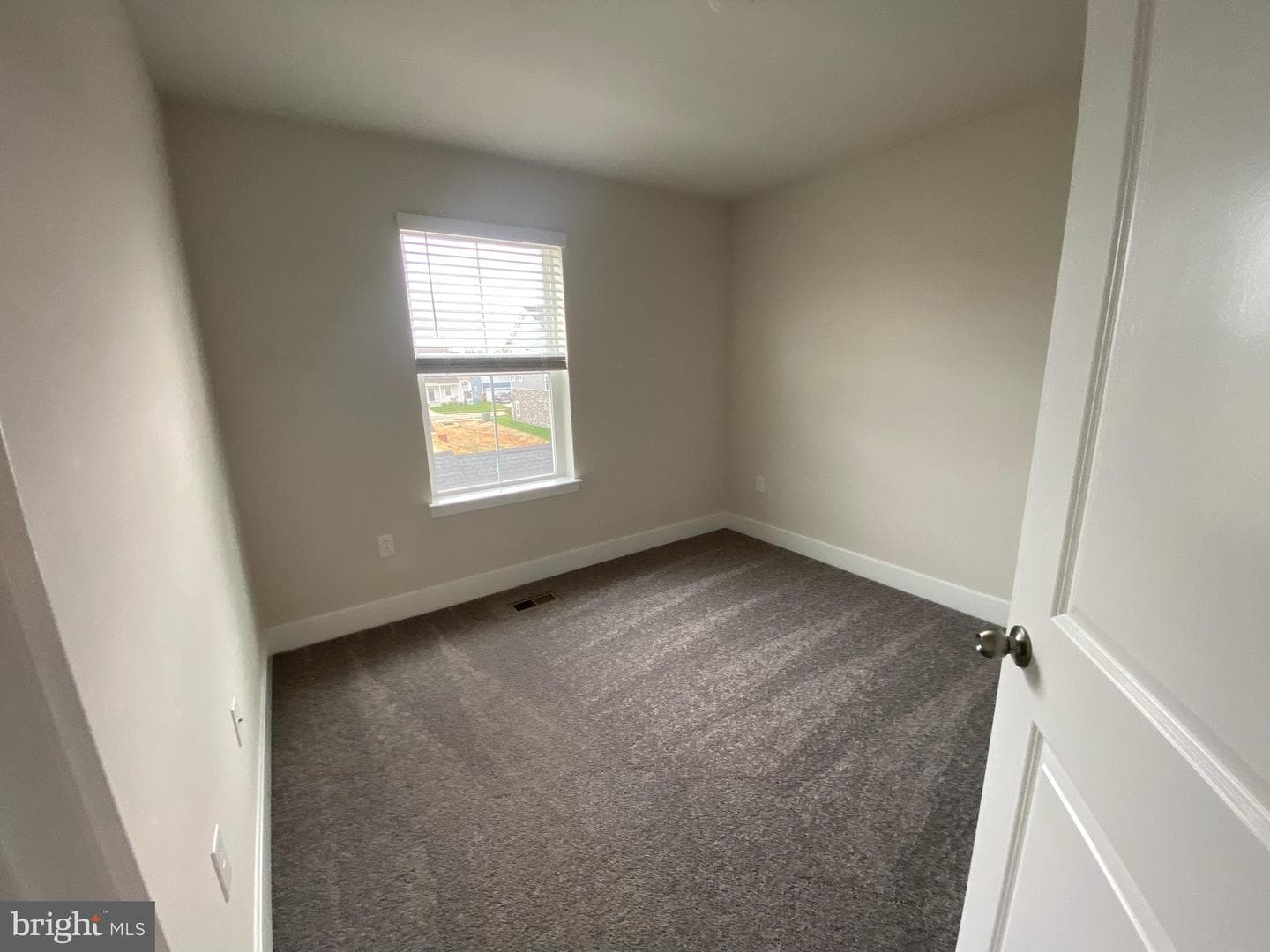 10602 Roundstone Ln photo 35