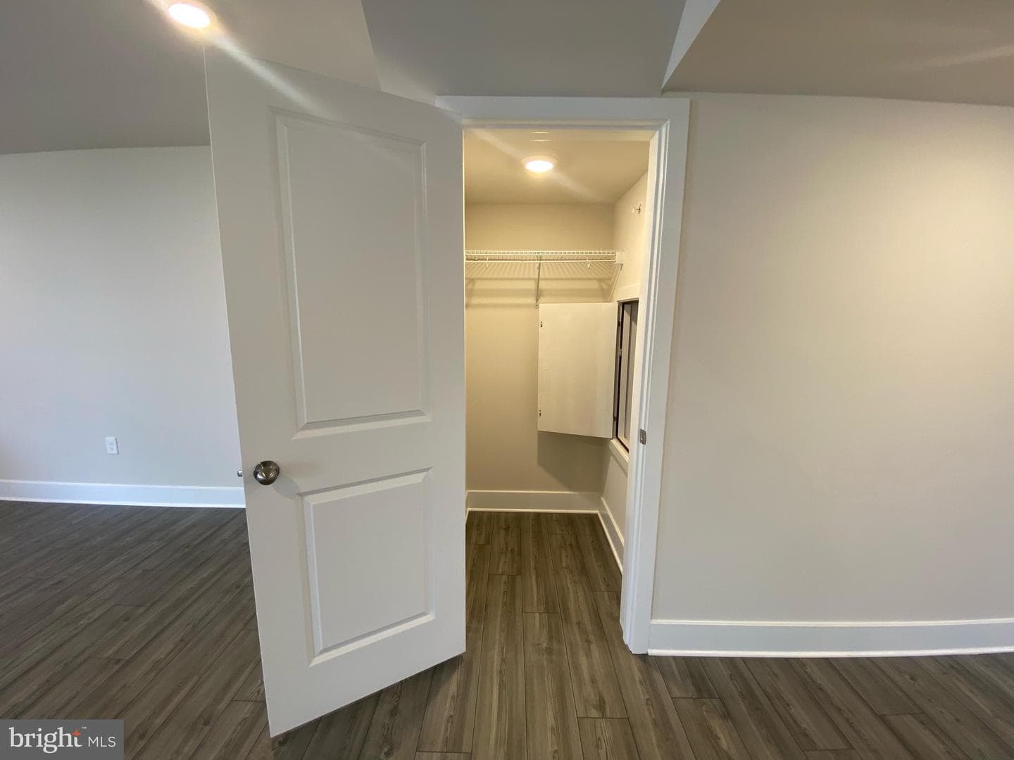 10602 Roundstone Ln photo 39