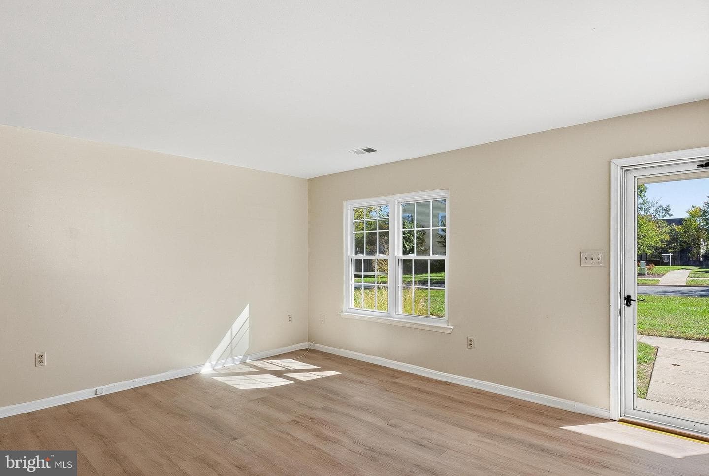 4065 Bluebird Drive photo 4