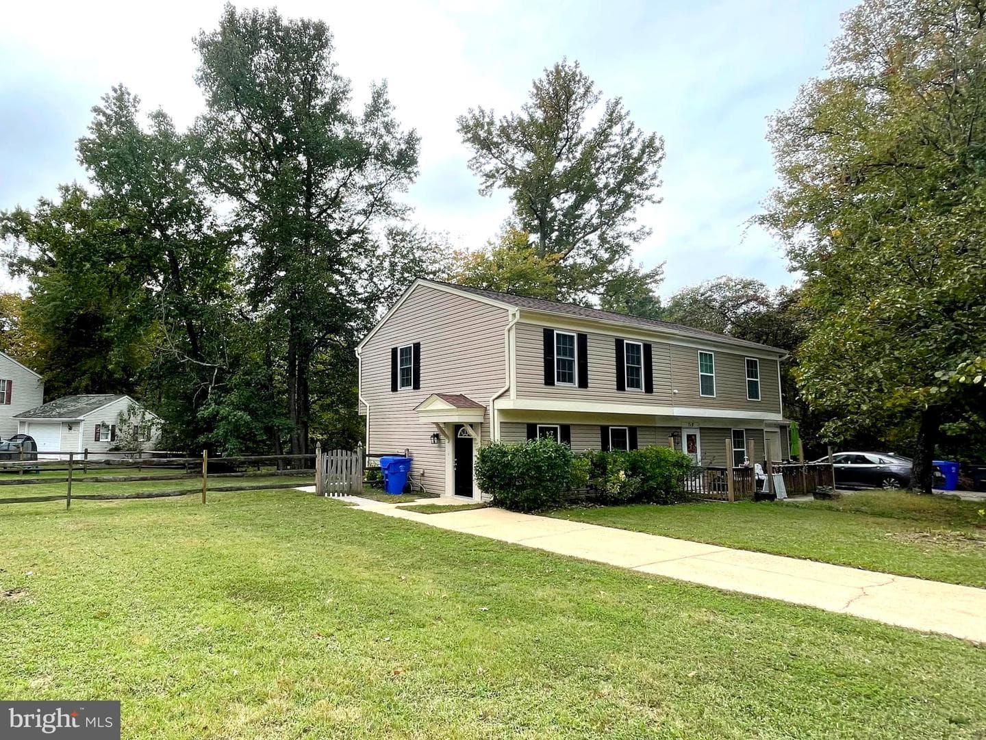 717 Barrington Drive photo 18