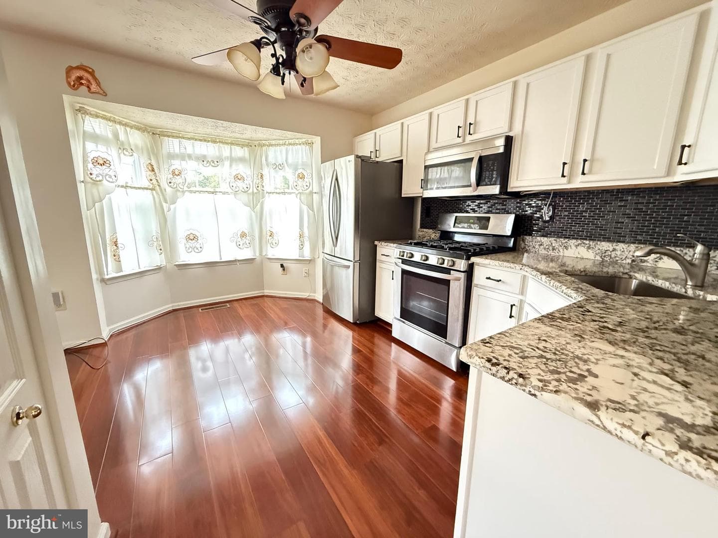 5829 Monmouth Court photo 7