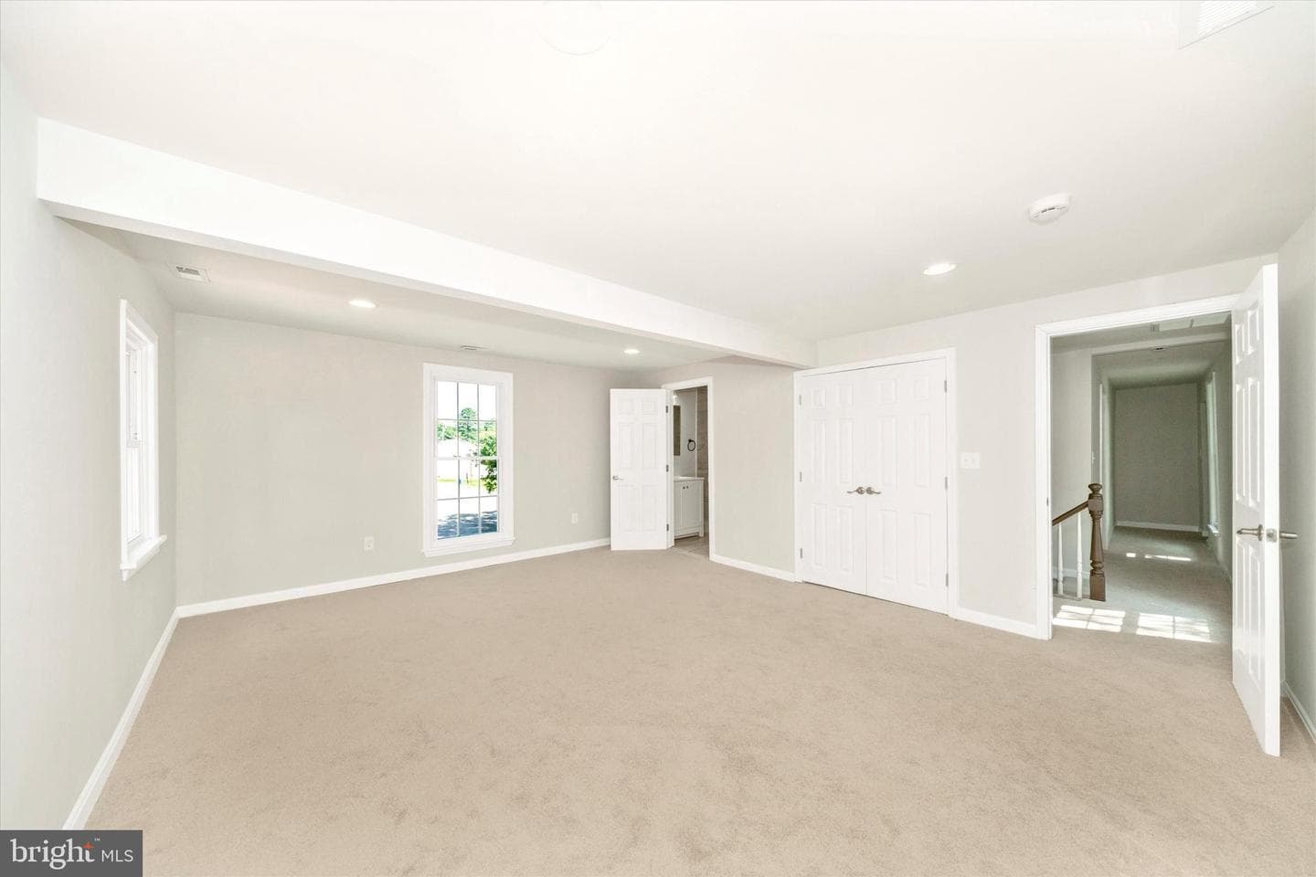 21 Mattingly Avenue photo 21