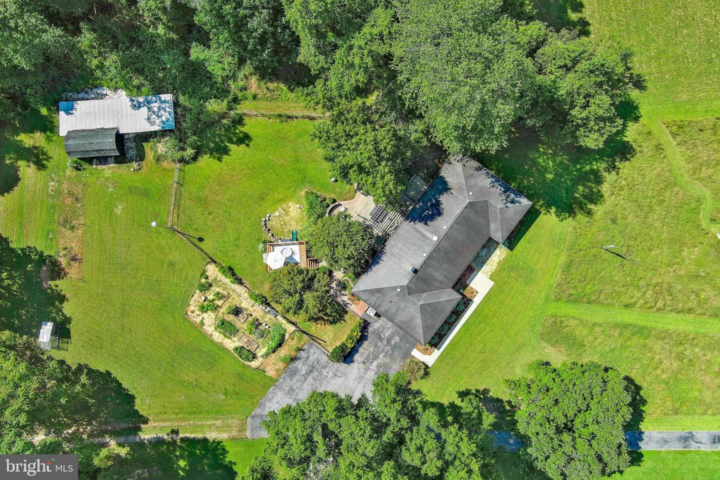 5915 River Road photo 46