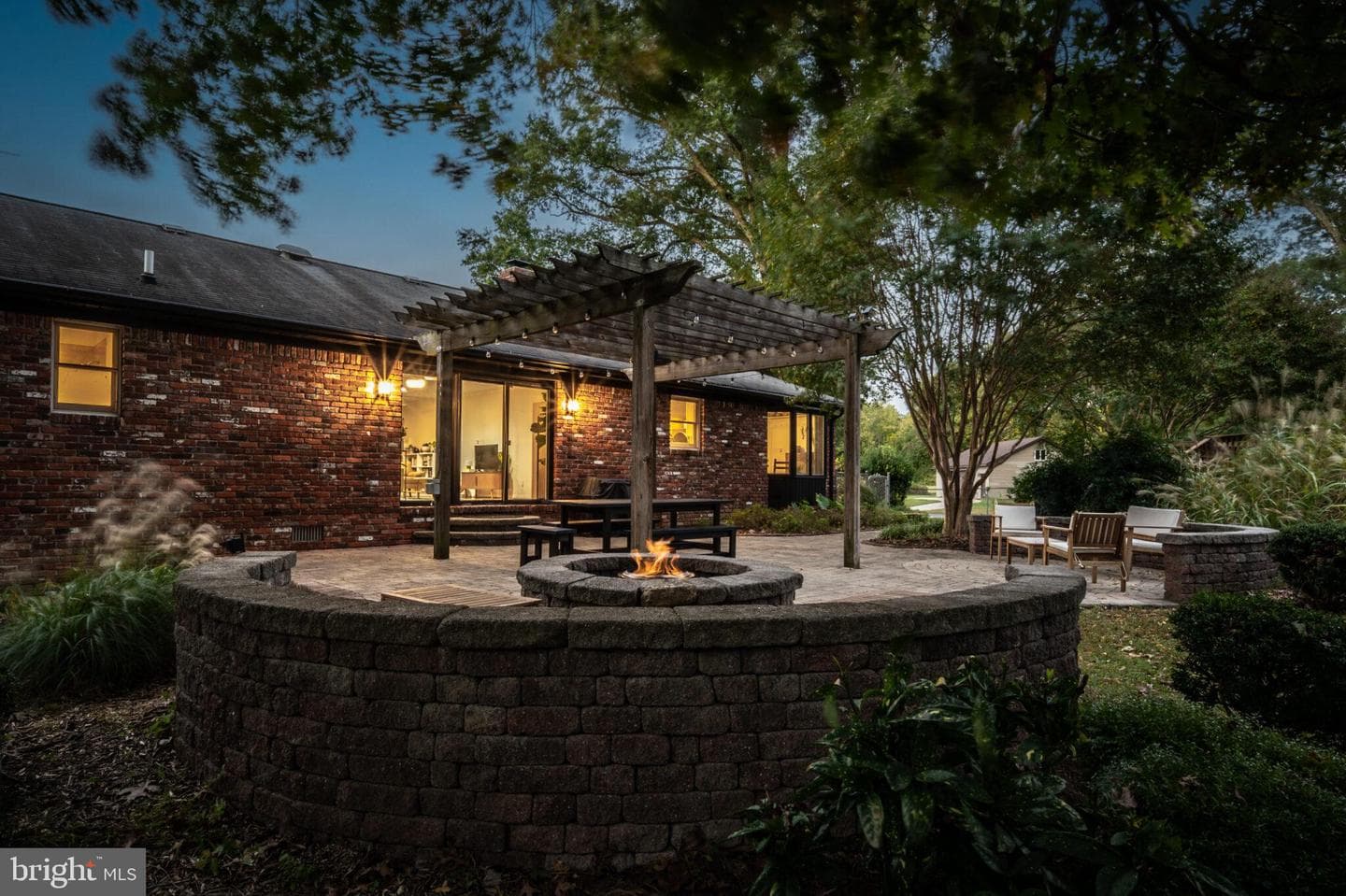 5915 River Road photo 5