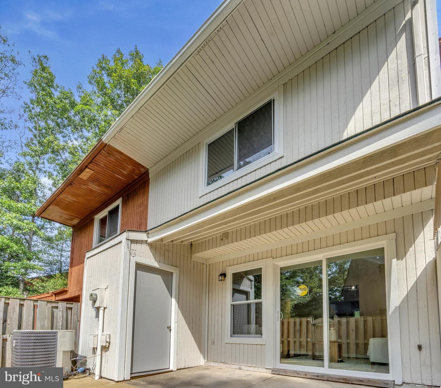 13 King James Place photo 26
