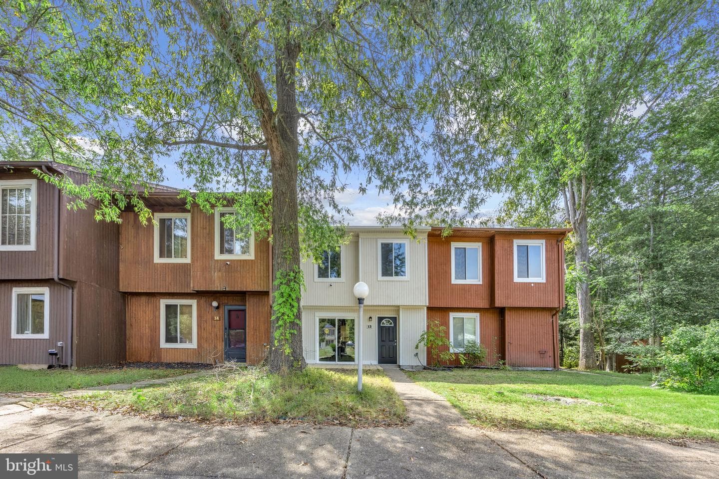 13 King James Place photo 28