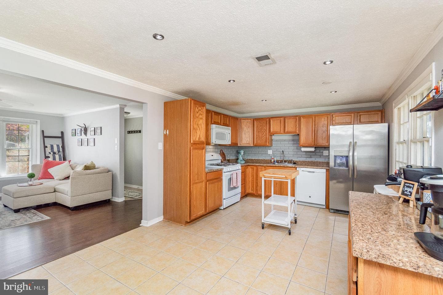 4208 Sandwich Circle photo 14