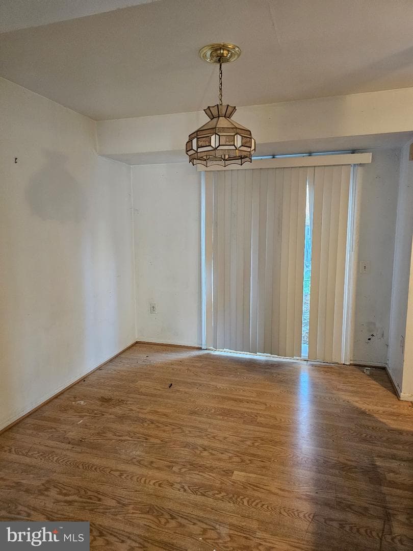 3705 Kempsford Field Place photo 2