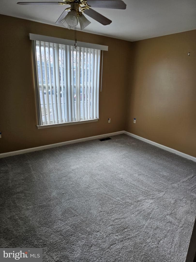 3705 Kempsford Field Place photo 7