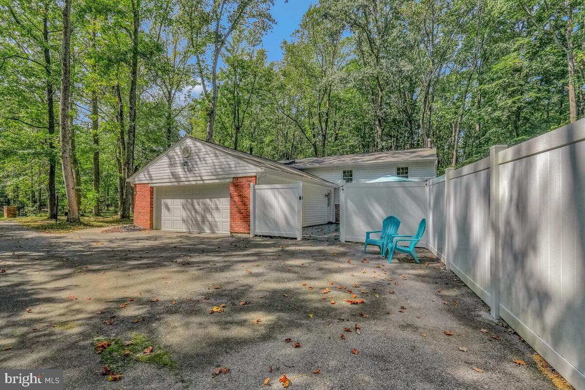 13155 East Circle photo 35