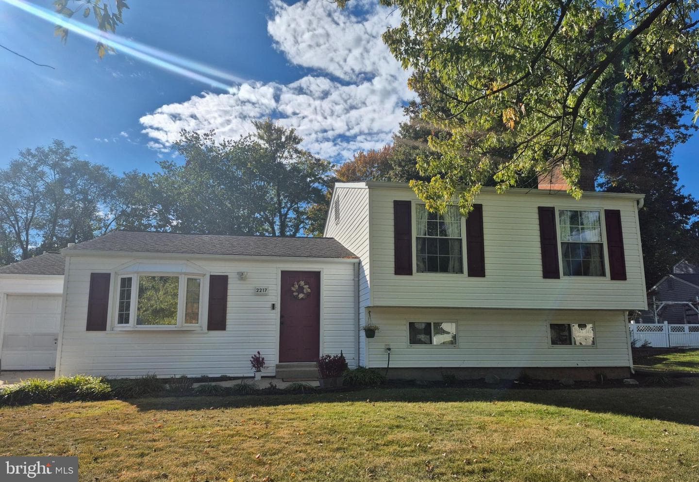 2217 Pinefield Way photo 2