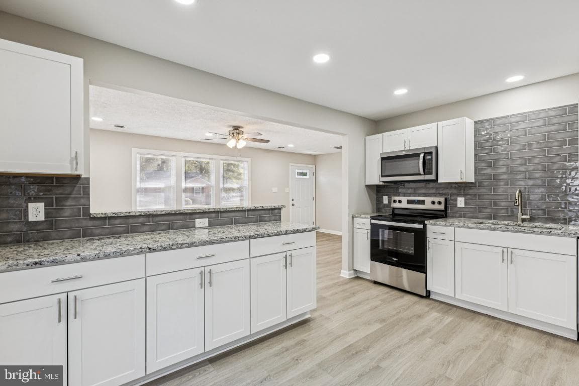 12816 Thompson Drive photo 13
