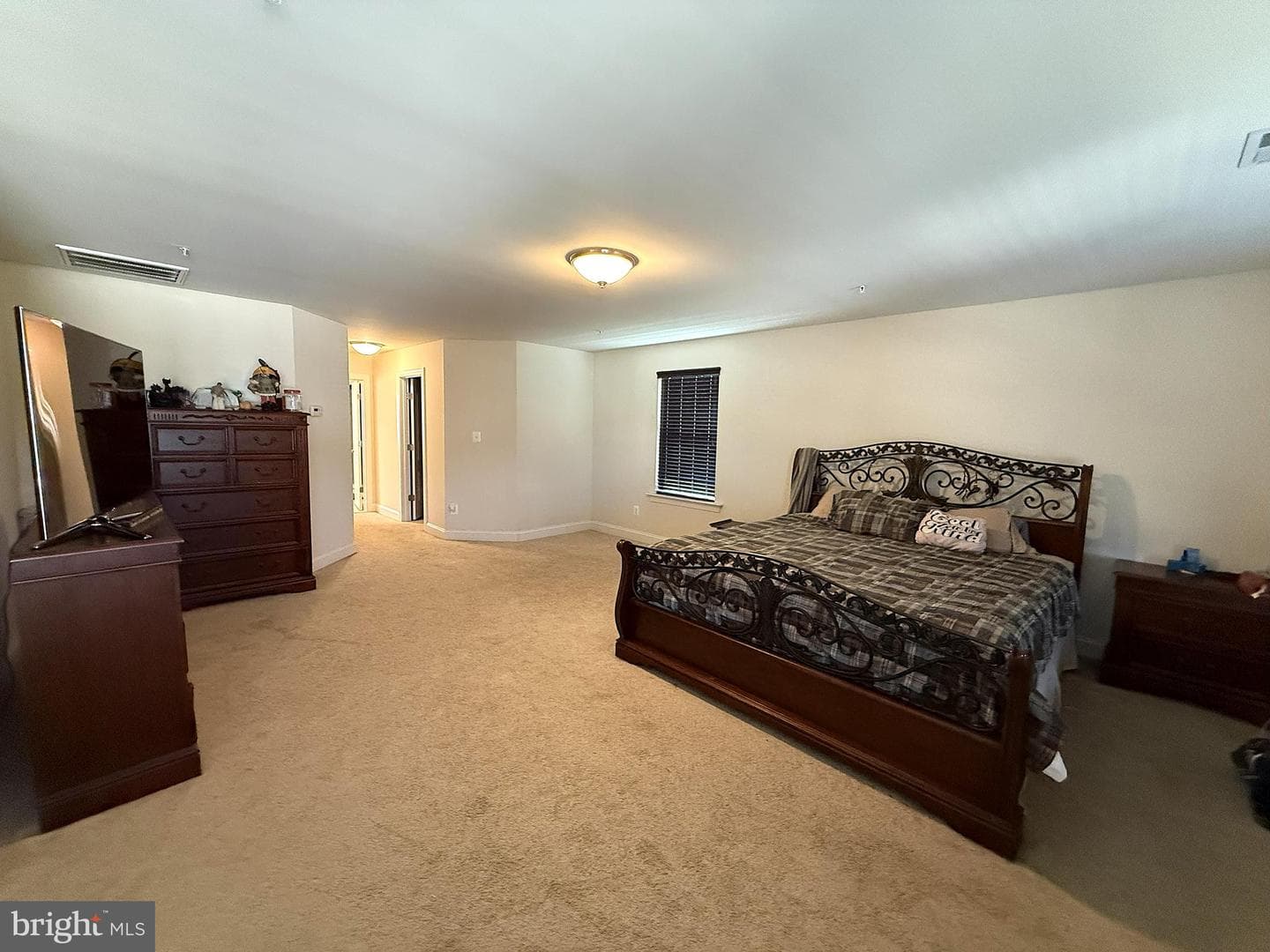 9380 Principal Lane photo 4