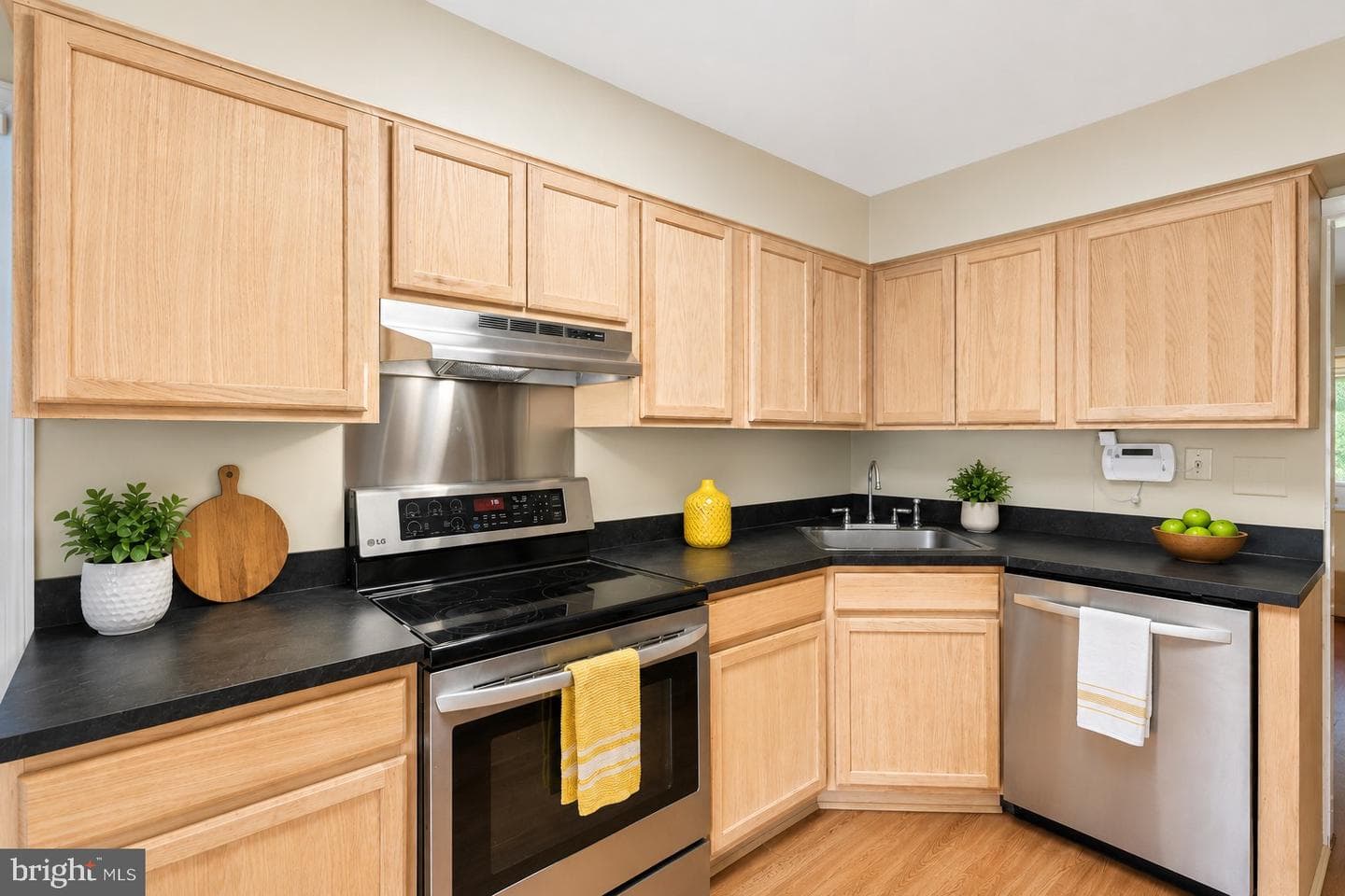 3017 Bramblewood Court photo 4