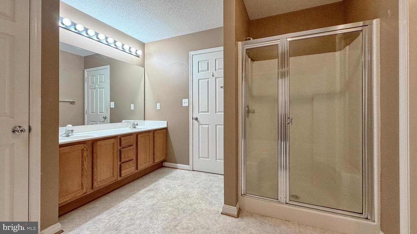 98 Oriole Lane photo 24