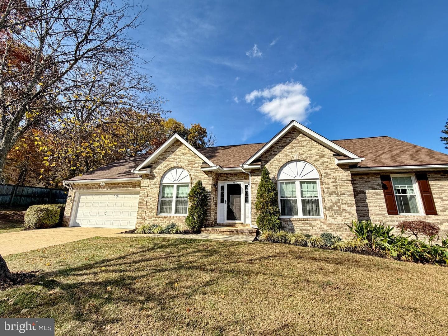98 Oriole Lane photo 37