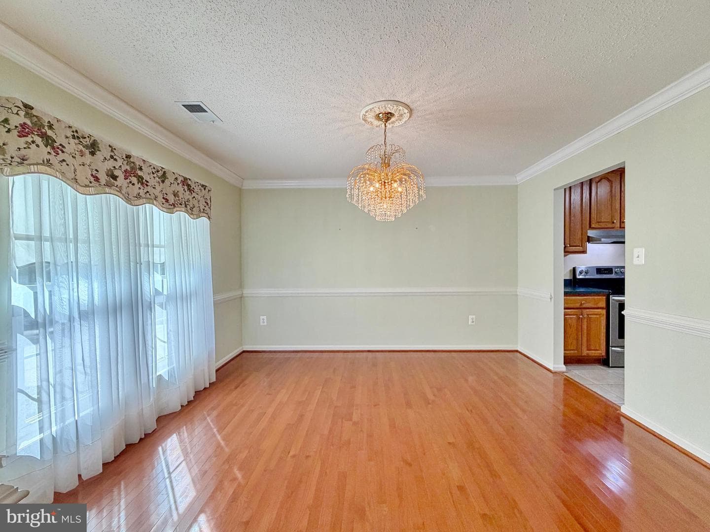 98 Oriole Lane photo 7