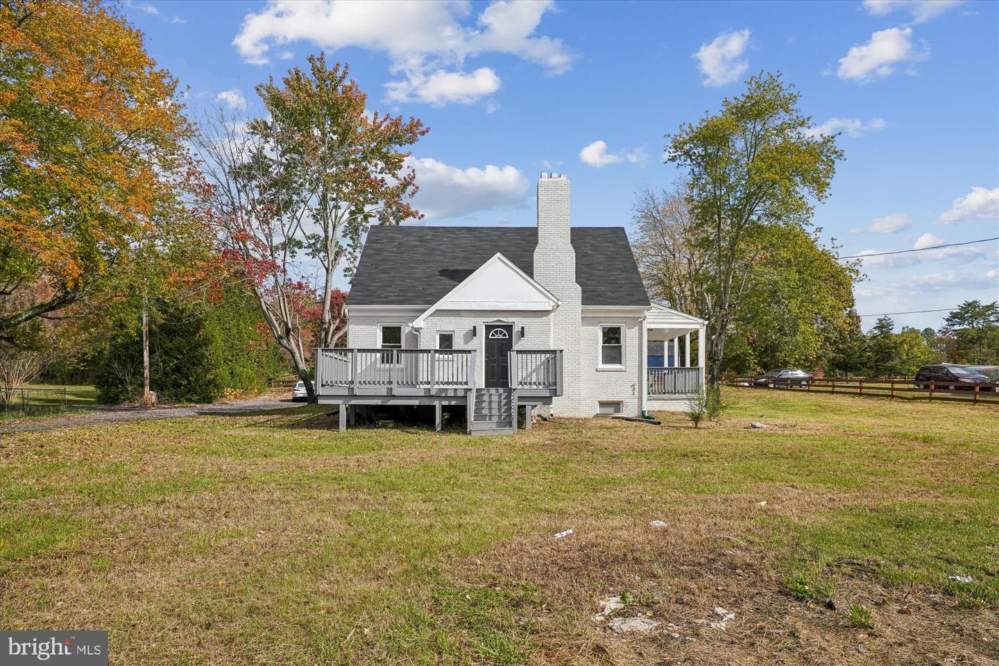 15275 Lukes Lane photo 2