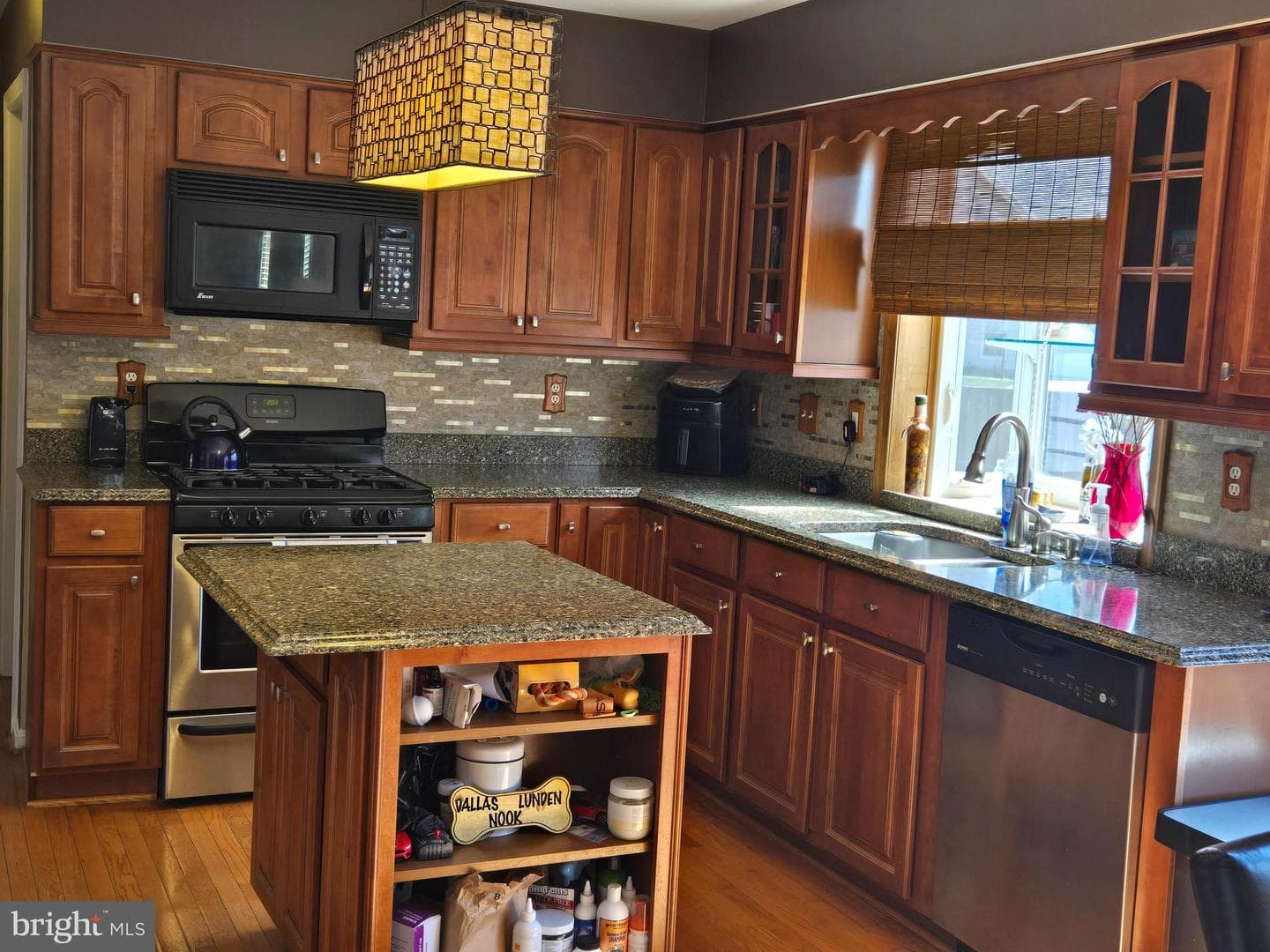 4609 Queens Grove Street photo 15