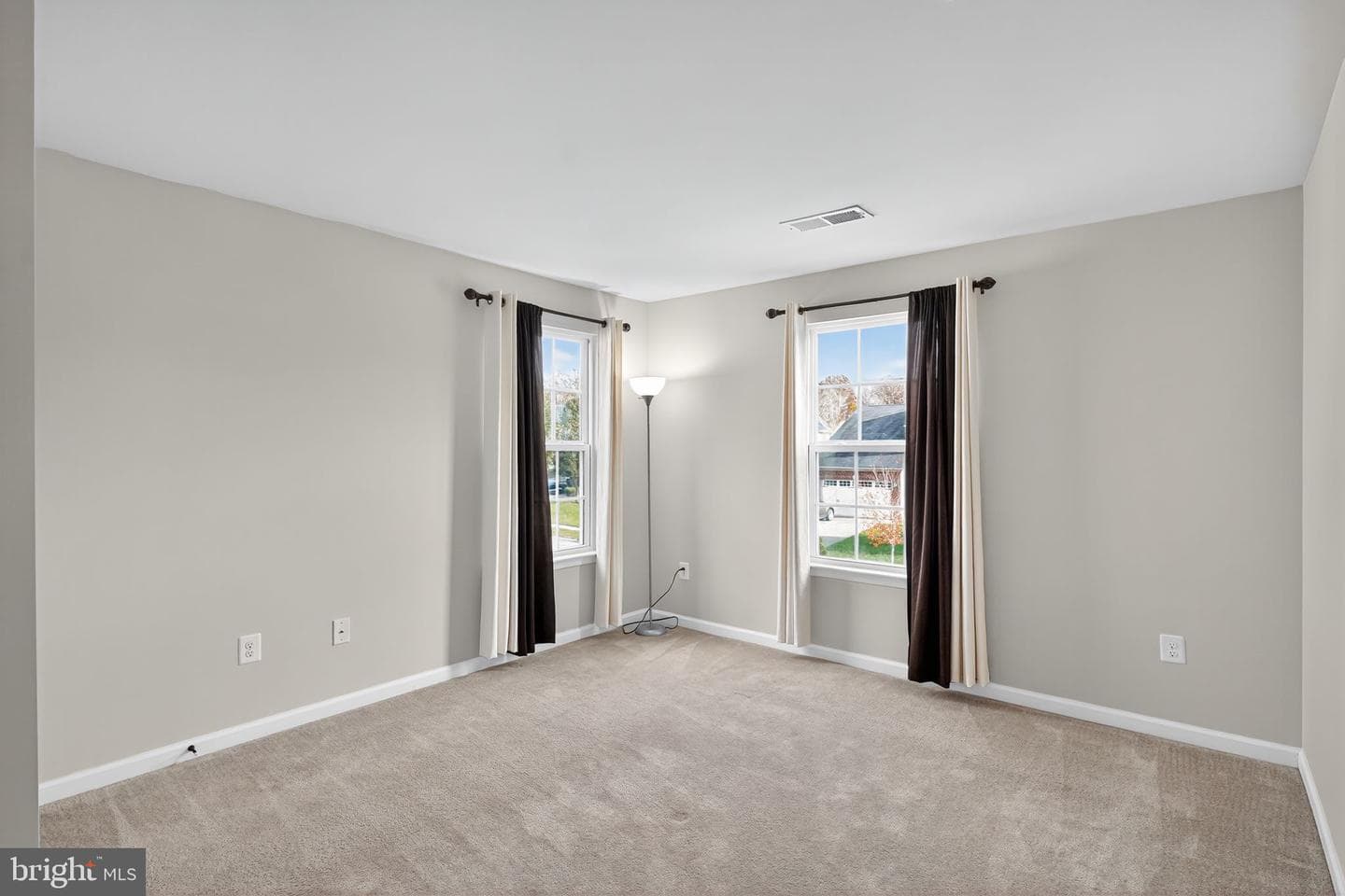 9340 Rock Lynn Circle photo 17