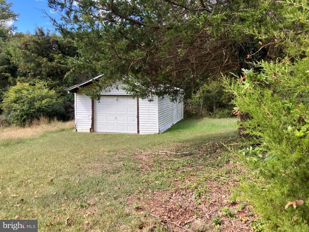 4805 Bicknell Road photo 8