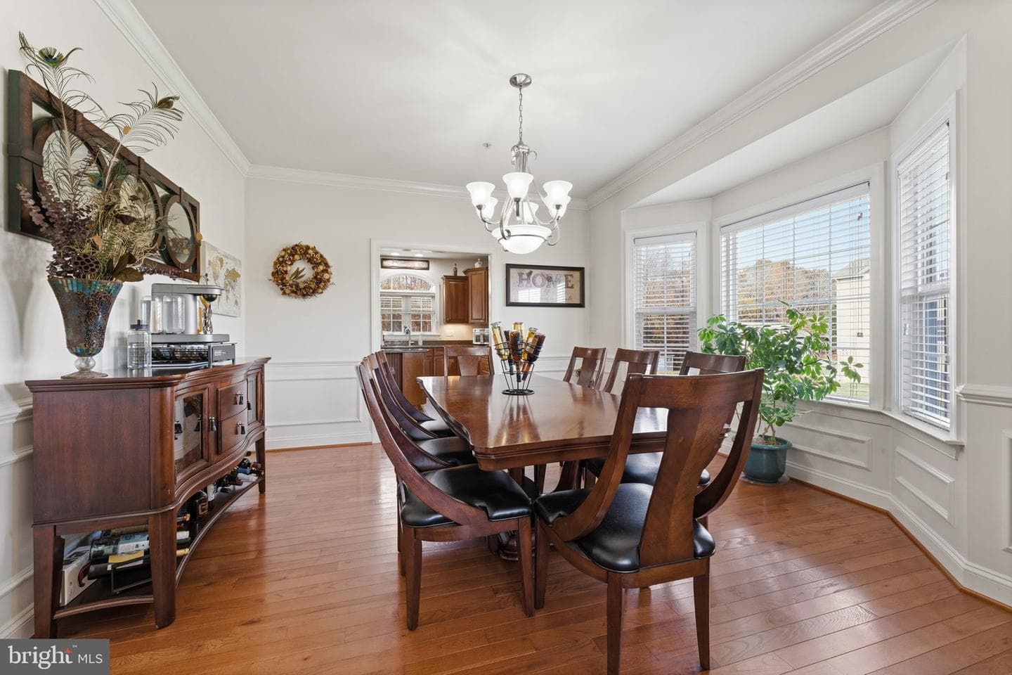 4505 Coachmans Path Court photo 14